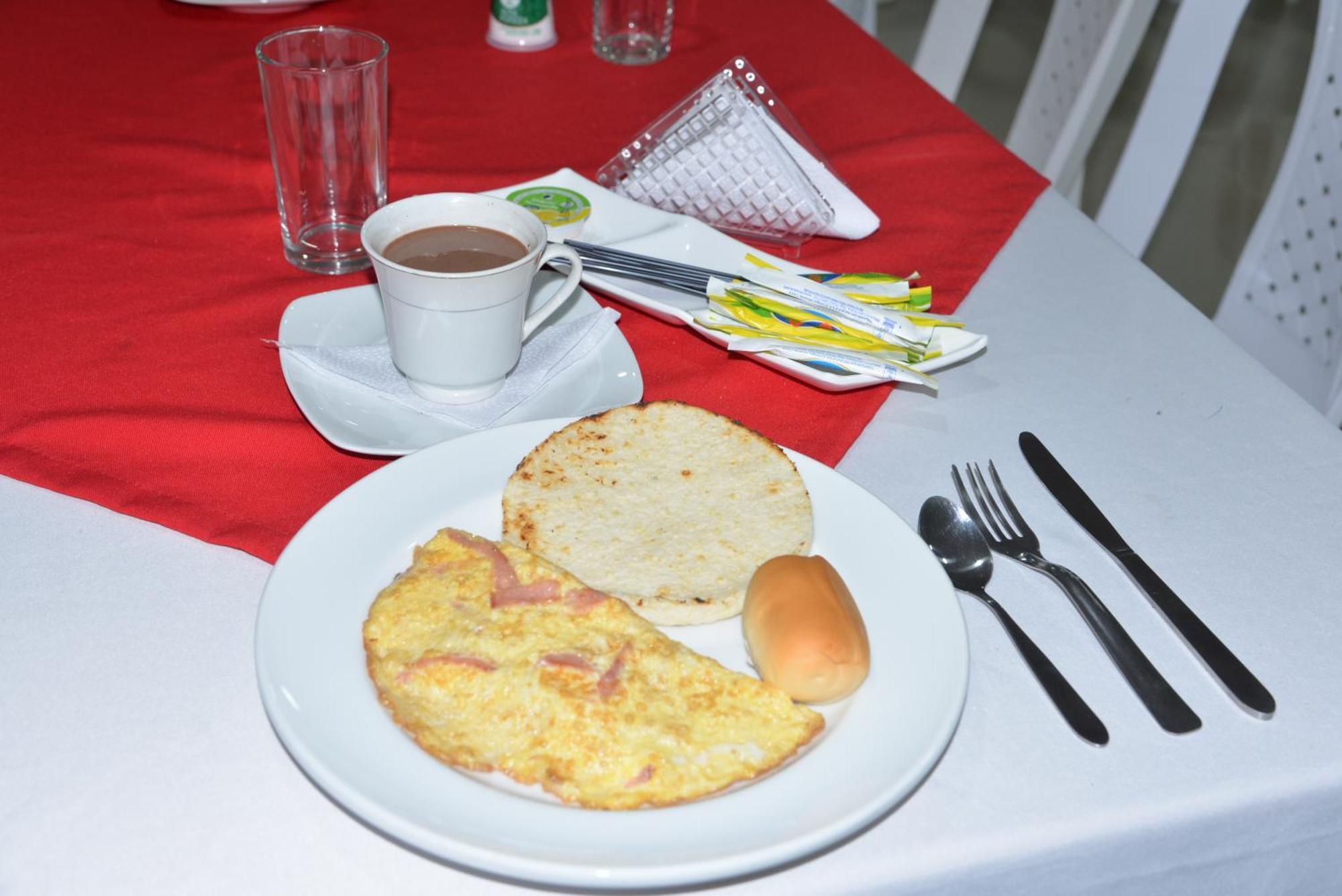 Hotel El Jardin Cafetero Armenia Exterior photo